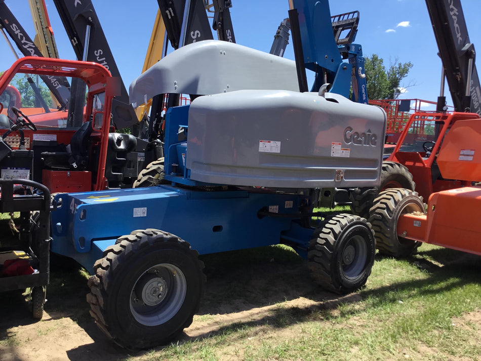 2017 GENIE S-45
