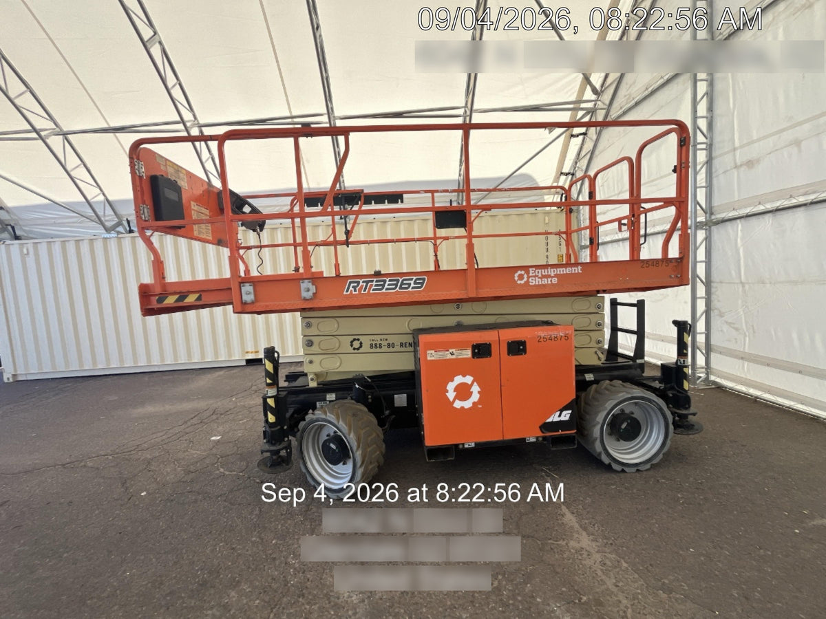 2022 JLG RT3369
