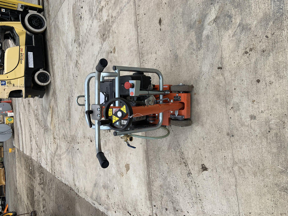 2019 HUSQVARNA FS309