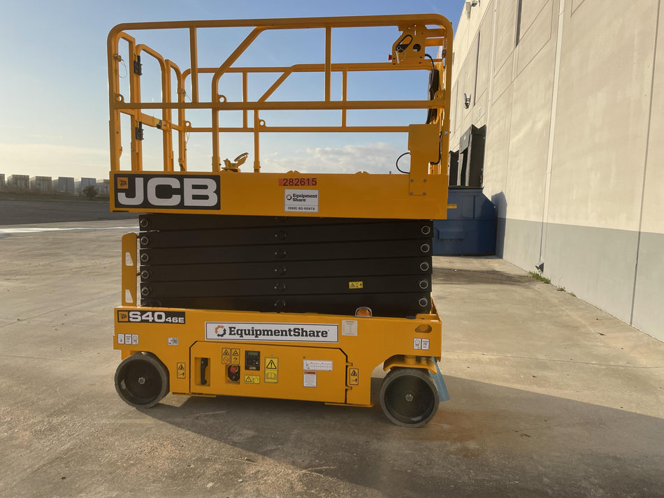 2023 JCB S4046E