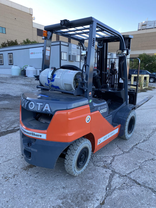 2022 TOYOTA 50-8FGU25