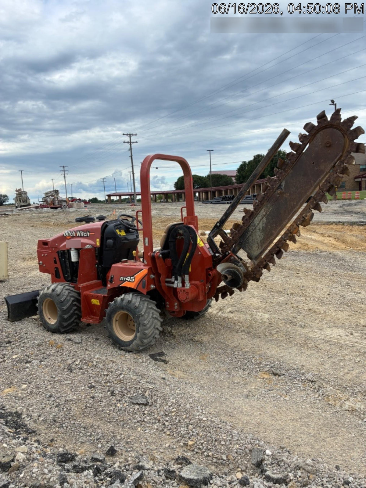 2022 DITCH WITCH RT45A