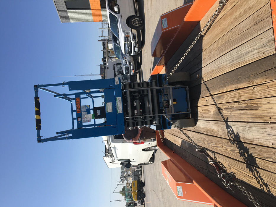 2020 Genie GS-2632 Solid NM Tires, Folding Rails with Half-Height Swing Gate, Beacon