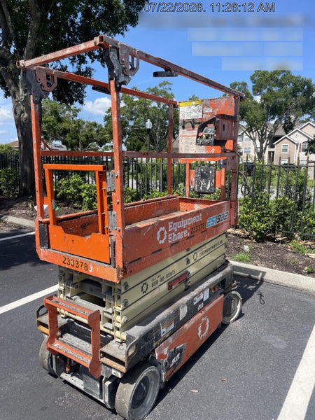 2022 JLG ES1932