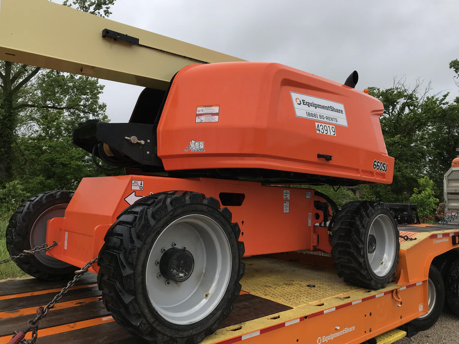 2019 JLG 660SJ