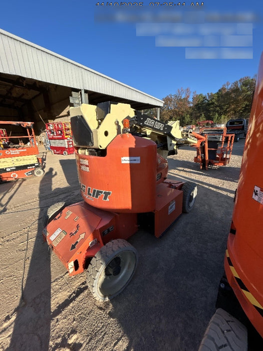 2019 JLG E400AJPN