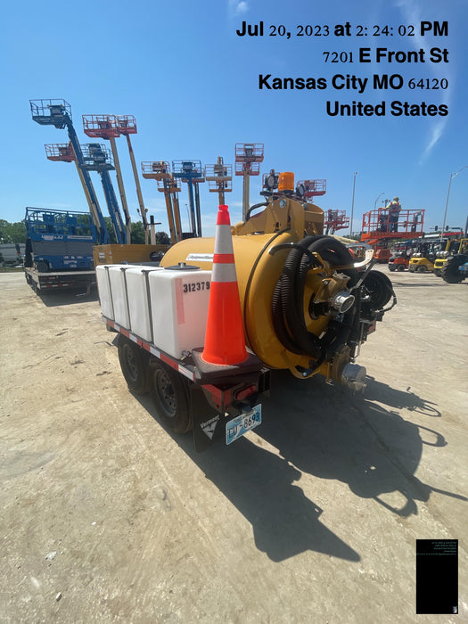 2023 Vac-Tron LP573XDT T4 Koehler Diesel Engine, 500 Gallon Debris Tank, x2 100 Gallon Water Tanks