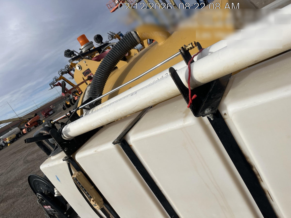 2020 Vac-Tron LP573XDT Tier 4 Kohler Diesel Engine, 500 Gallon Debris Tank w/ Hydraulic Tilt, two (2) 100 Gallon Water Tanks, Low Profile Torsion Axles (12,000 GVWR), Manual Jack Trailer