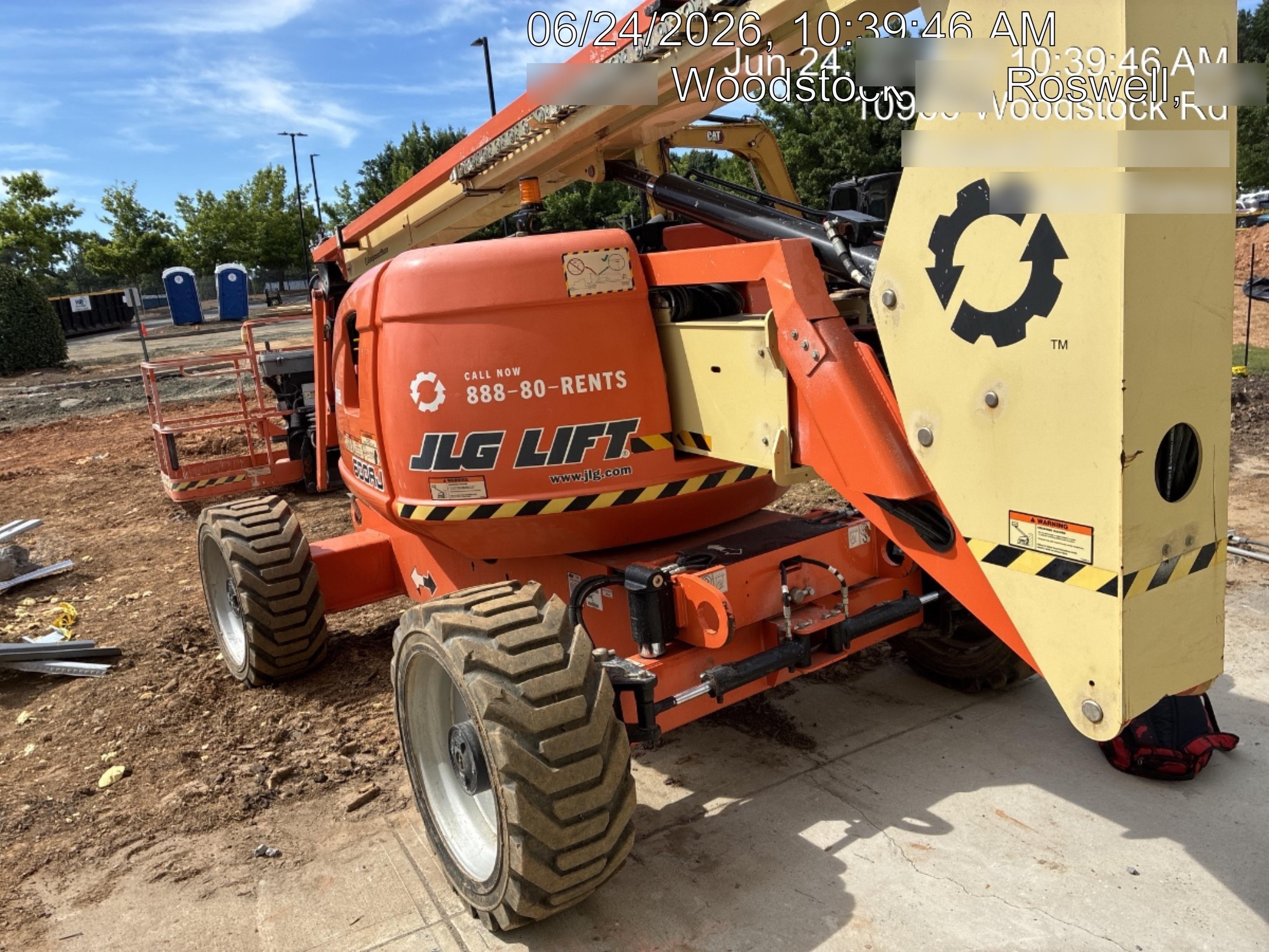 2023 JLG 600AJ