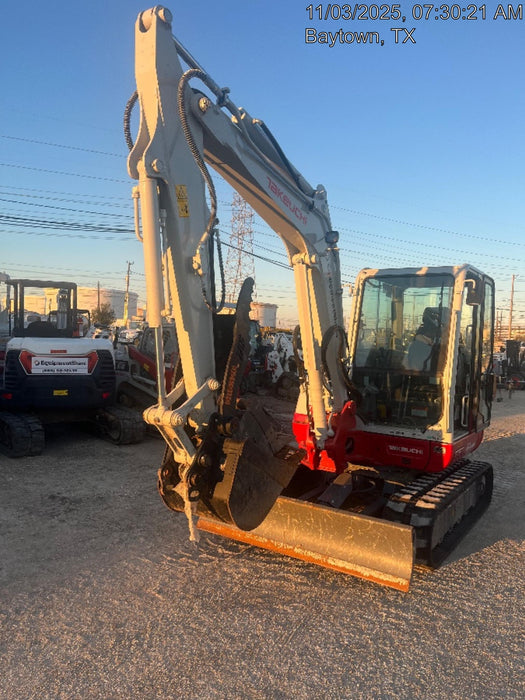 2025 TAKEUCHI 24" Bucket Takeuchi