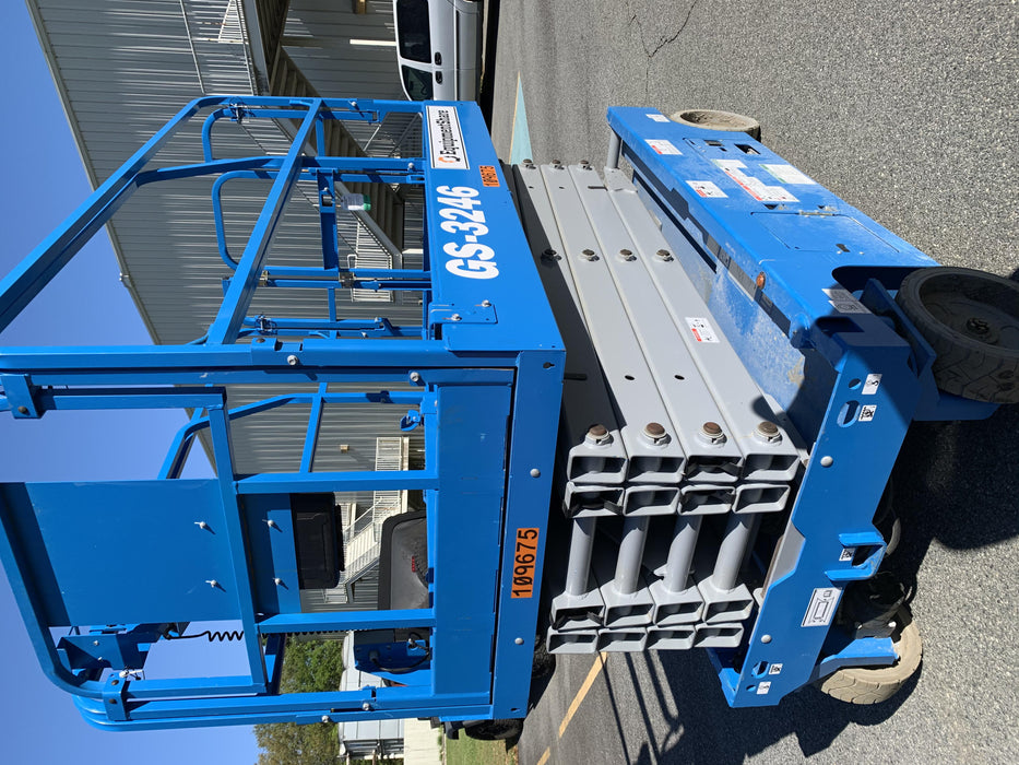 2020 Genie GS-3246 Standard, Folding full height swing gate