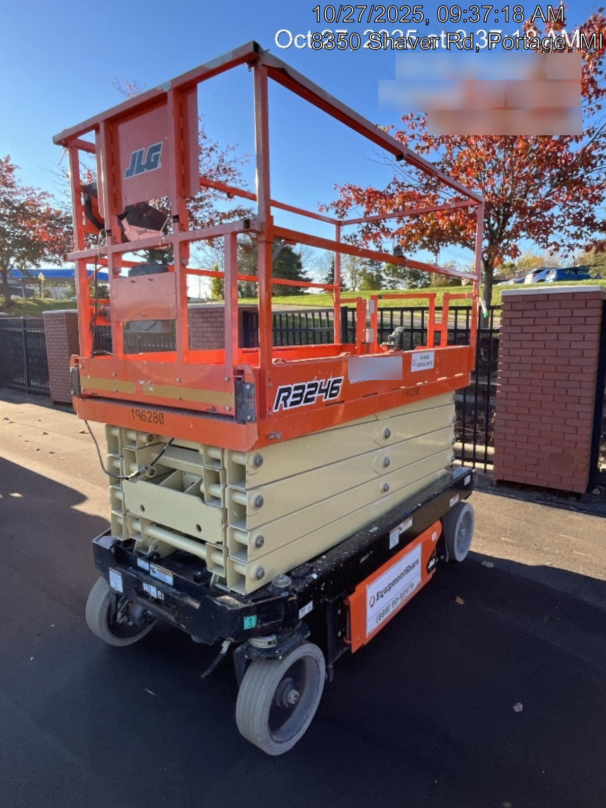 2021 JLG R3246