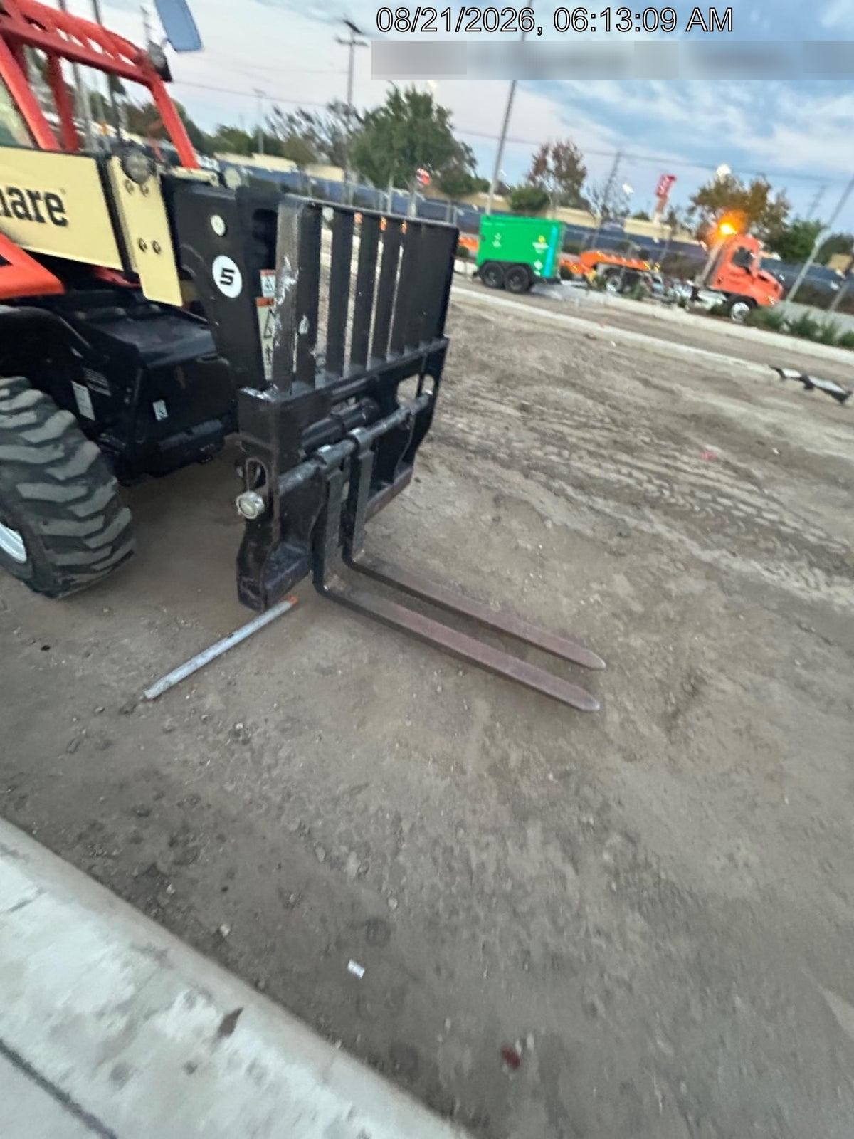 2023 JLG G5-18A