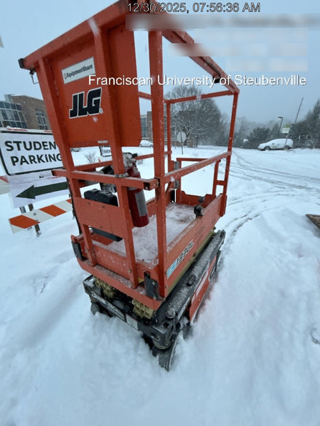 2022 JLG ES1330L
