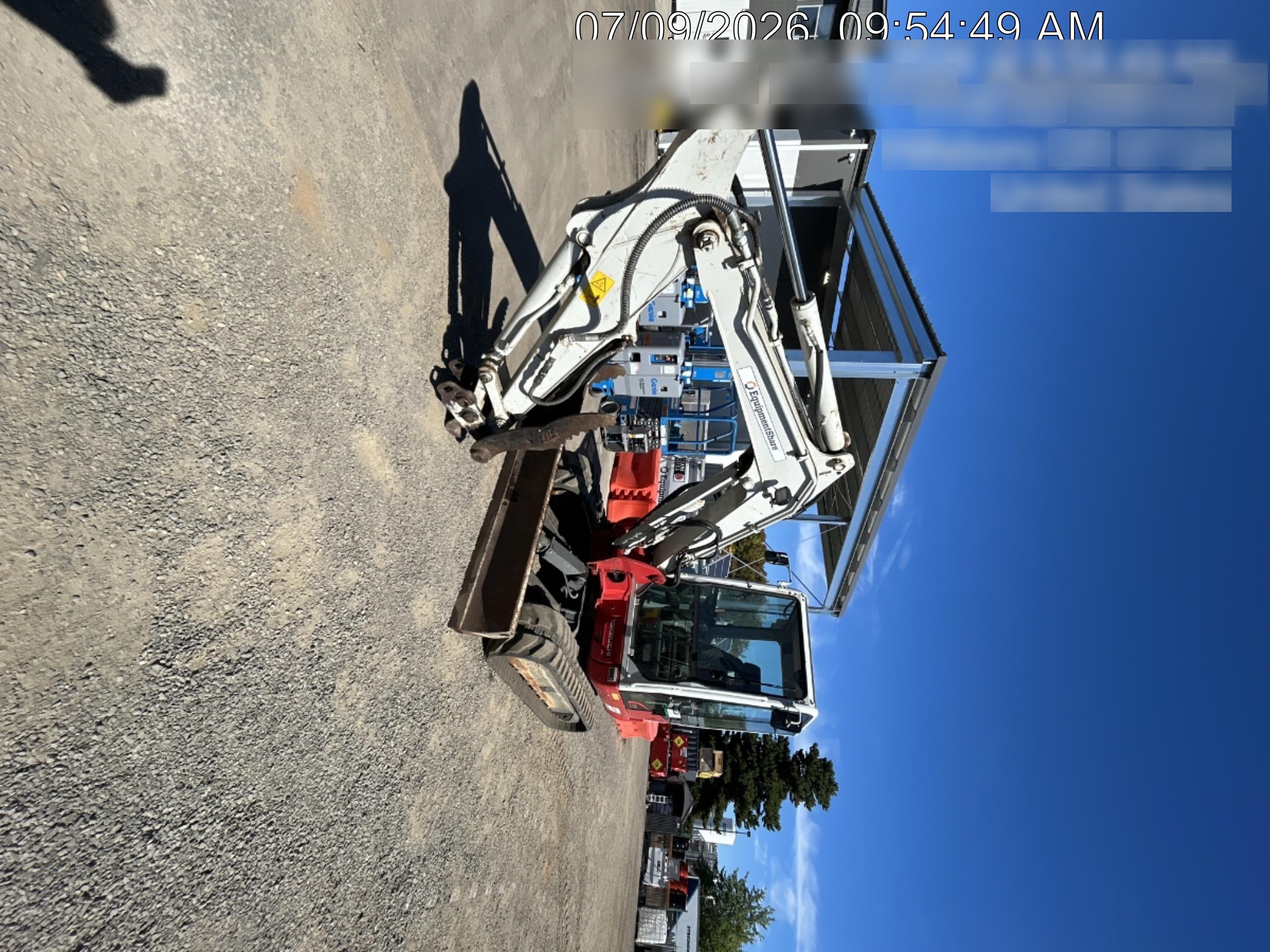 2023 TAKEUCHI TB250-2CR