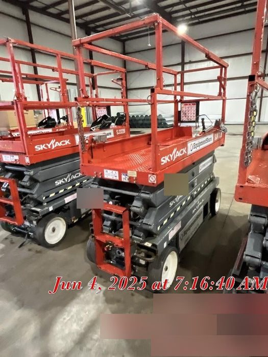 2019 Skyjack SJIII-3226 Standard Options, Trojan Batteries