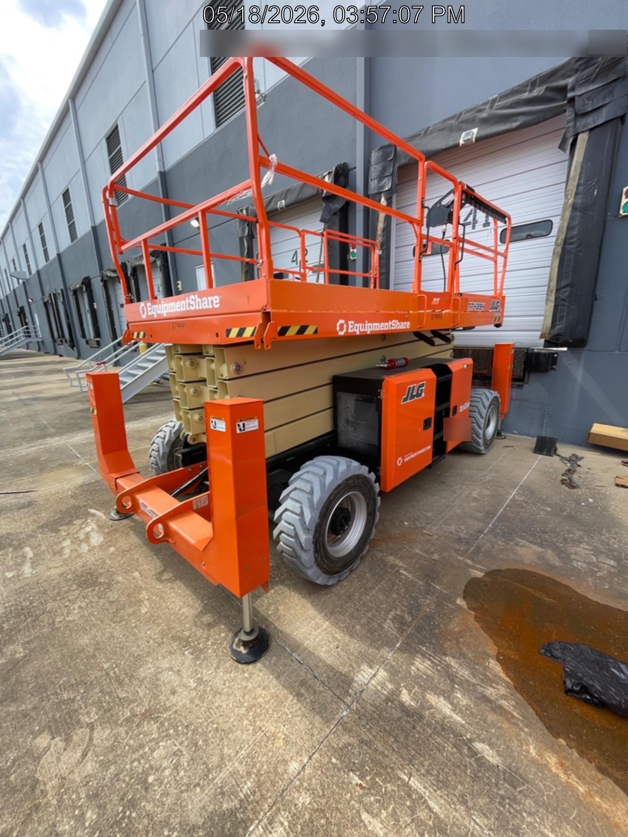 2023 JLG RT4394