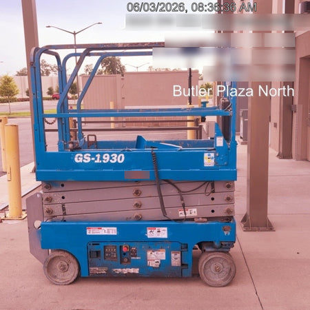 2019 Genie GS-1930 Fixed Rails with Chain Entry