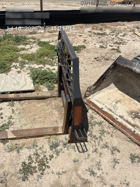 2021 PALADIN 48" Pallet Forks - Paladin