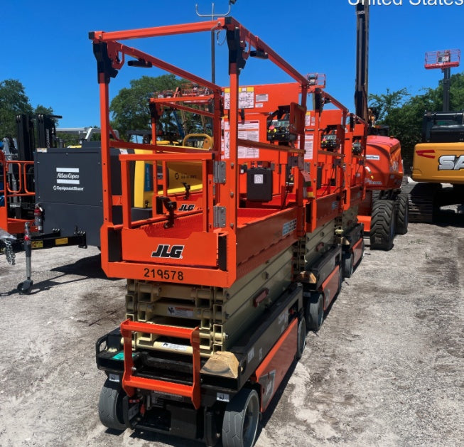 2022 JLG ES1932