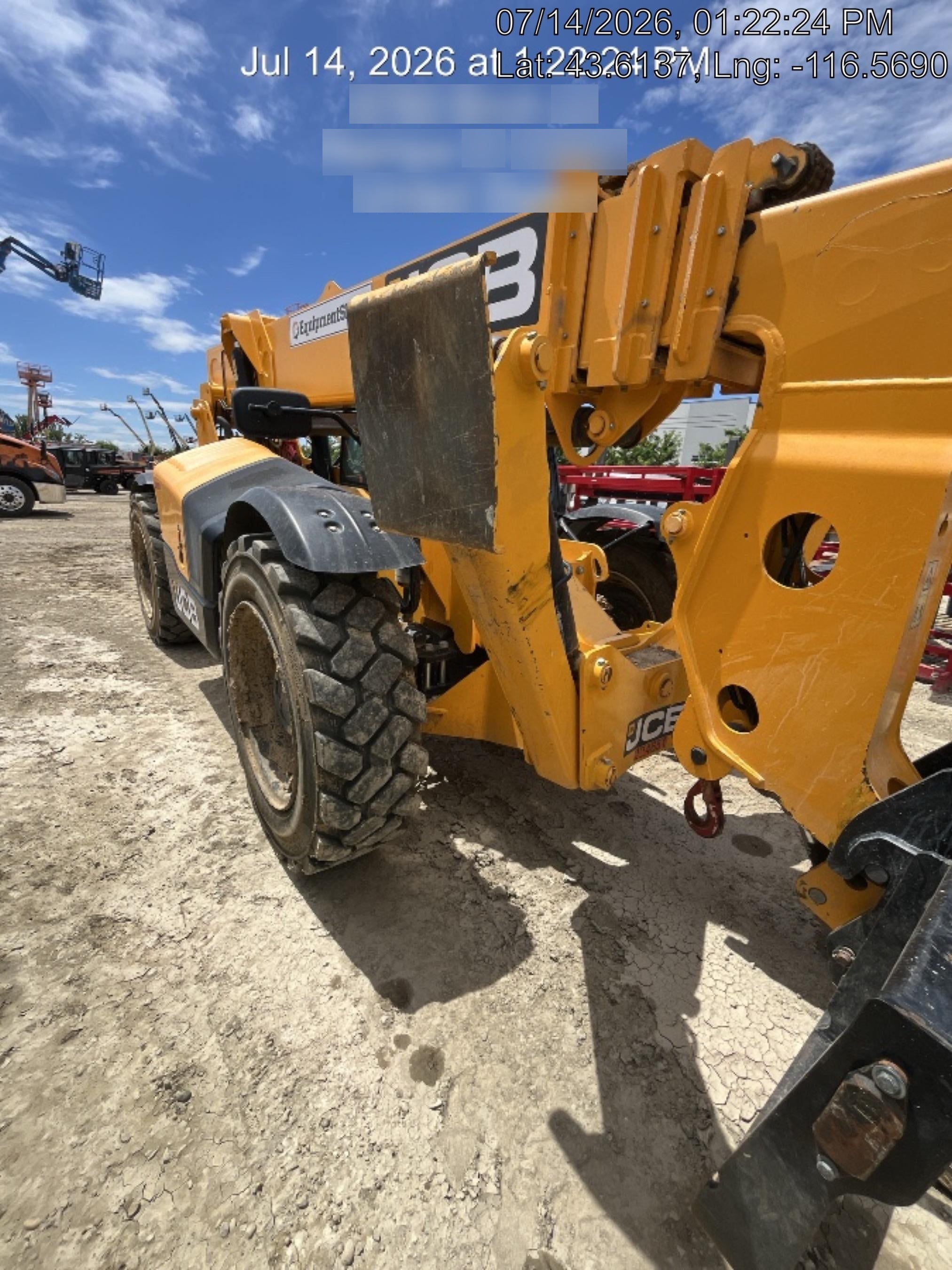 2022 JCB 510-56