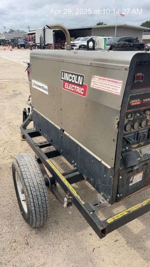 2019 Lincoln Electric Vantage 322 Lincoln Vantage 322 Welder w/Trailer, Light Kit, Cable Rack