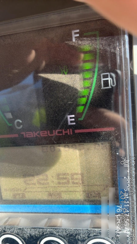 2022 TAKEUCHI TB235-2R