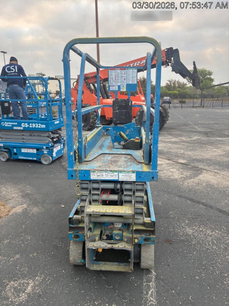 2019 Genie GS-1930 Fixed Rails with Chain Entry