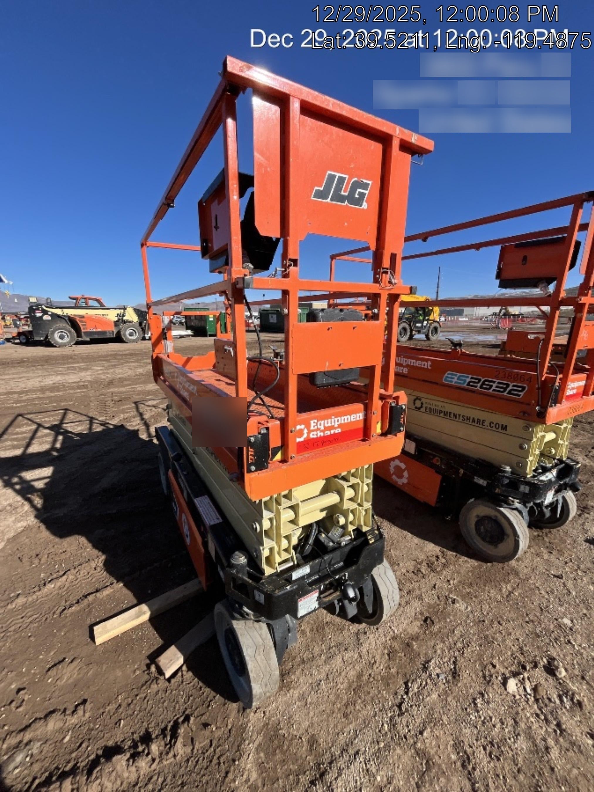 2022 JLG ES2632