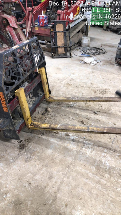 2022 PALADIN 48" Pallet Forks - Paladin