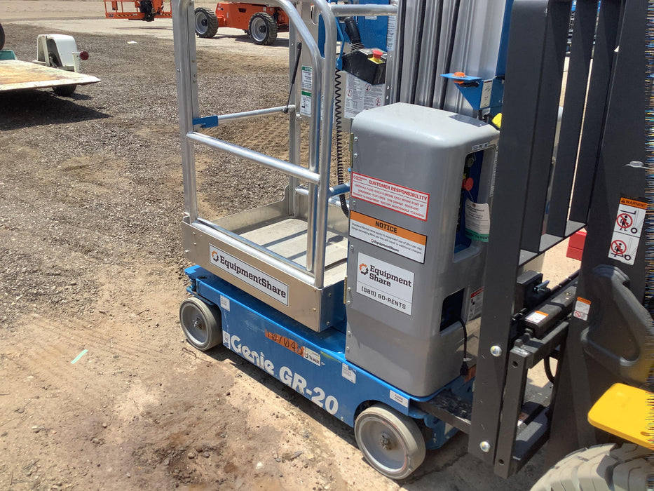 2020 GENIE GR-20