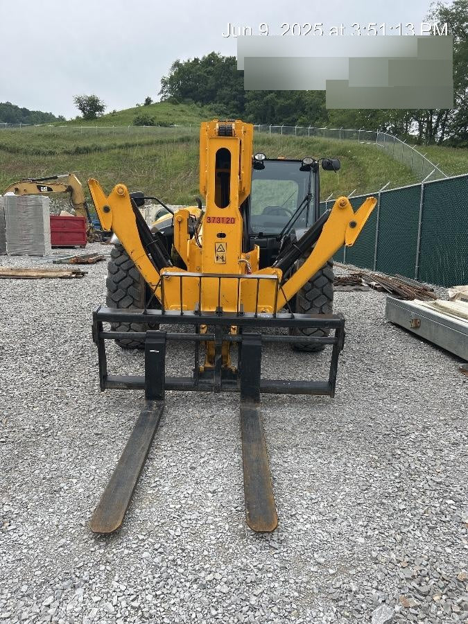2024 JCB 510-56
