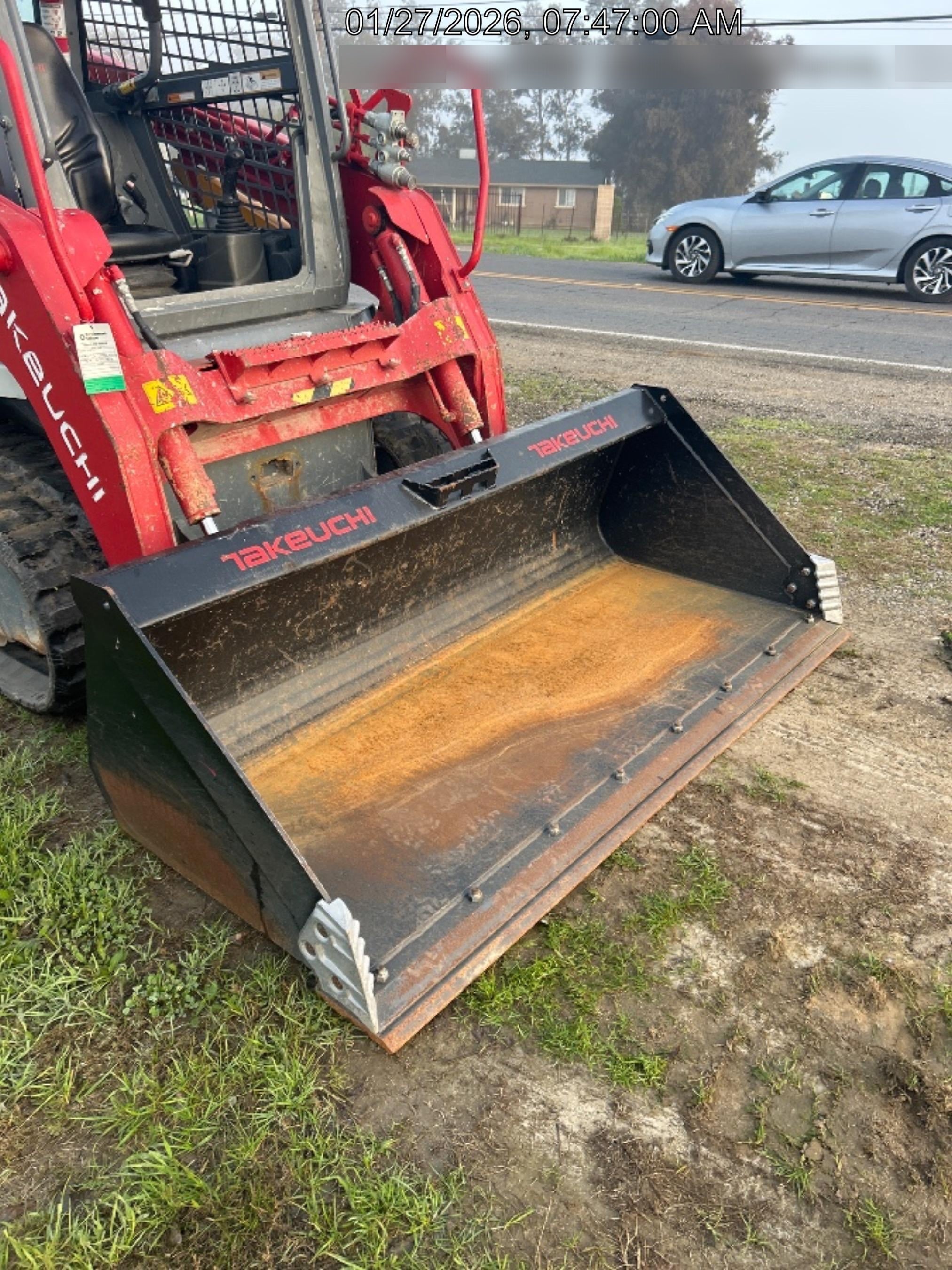 2025 TAKEUCHI 76" Smooth Bucket - Takeuchi