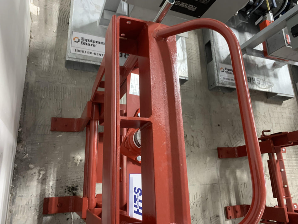 2022 ROL-A-LIFT M-6