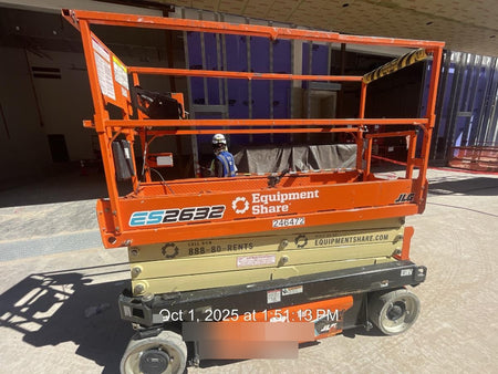 2022 JLG ES2632