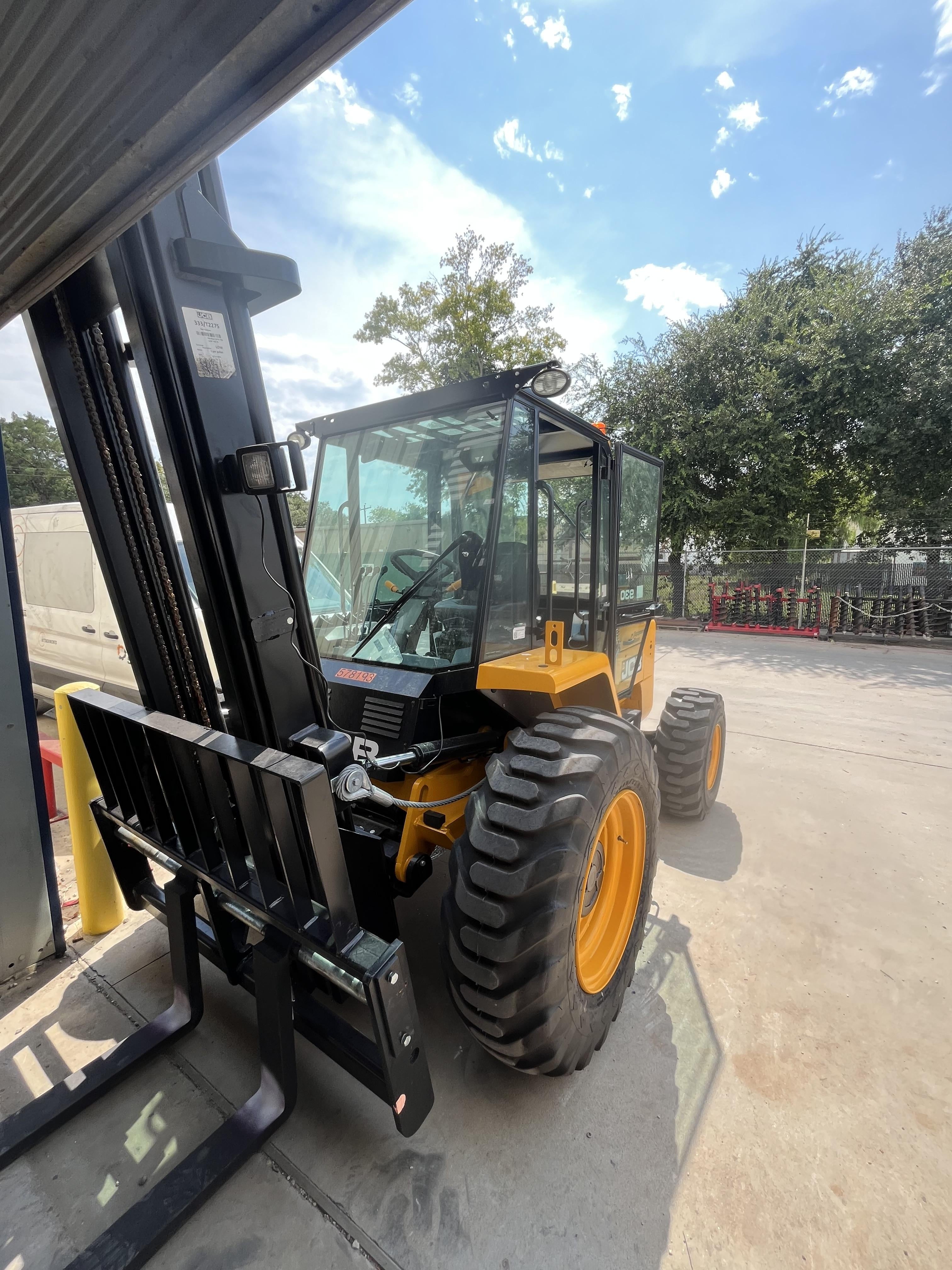 2025 JCB 930-4