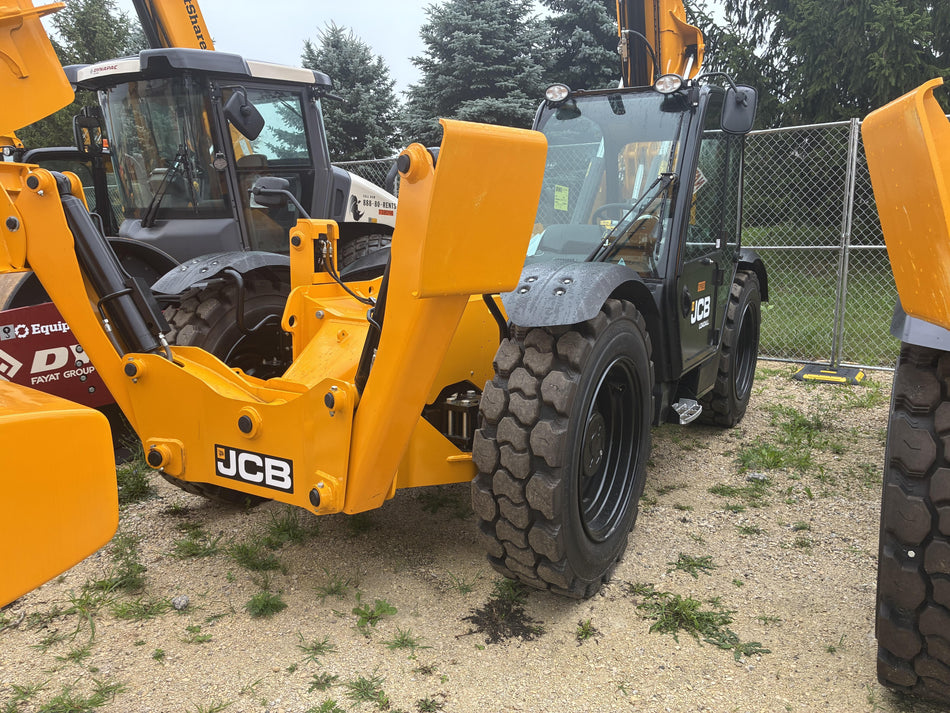 2026 JCB 512-56