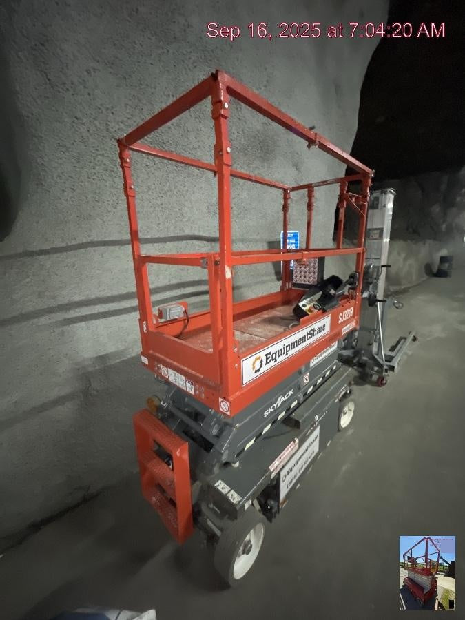 2021 SKYJACK SJ3219