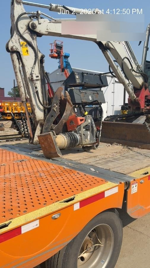 2024 HUSQVARNA LT6005