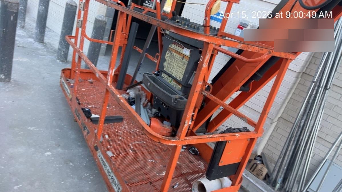 2020 JLG 860SJ