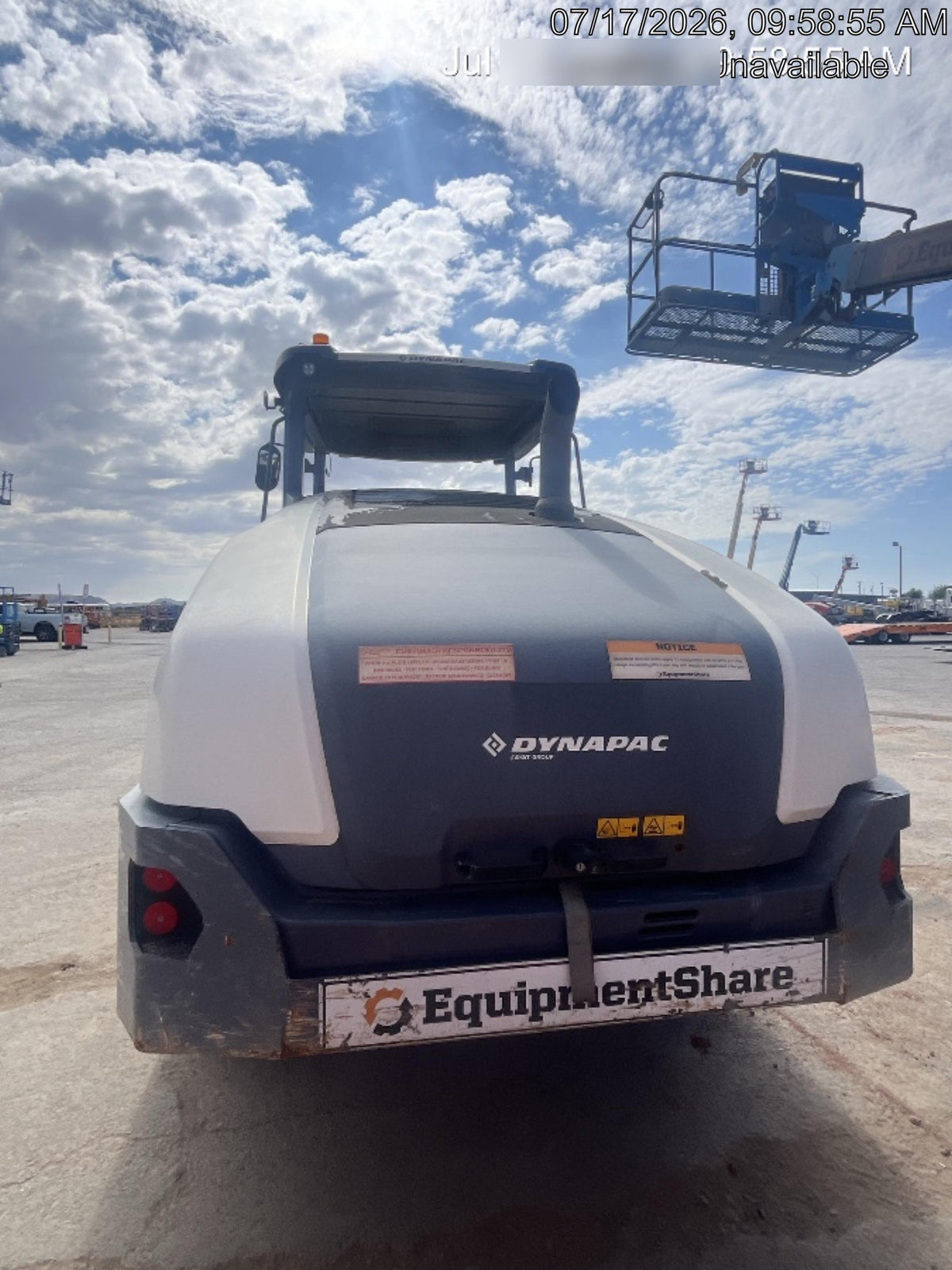 2021 DYNAPAC CA2500D