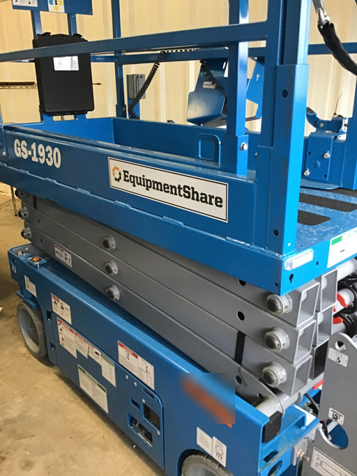 2019 Genie GS-1930 Fixed Rails with Chain Entry