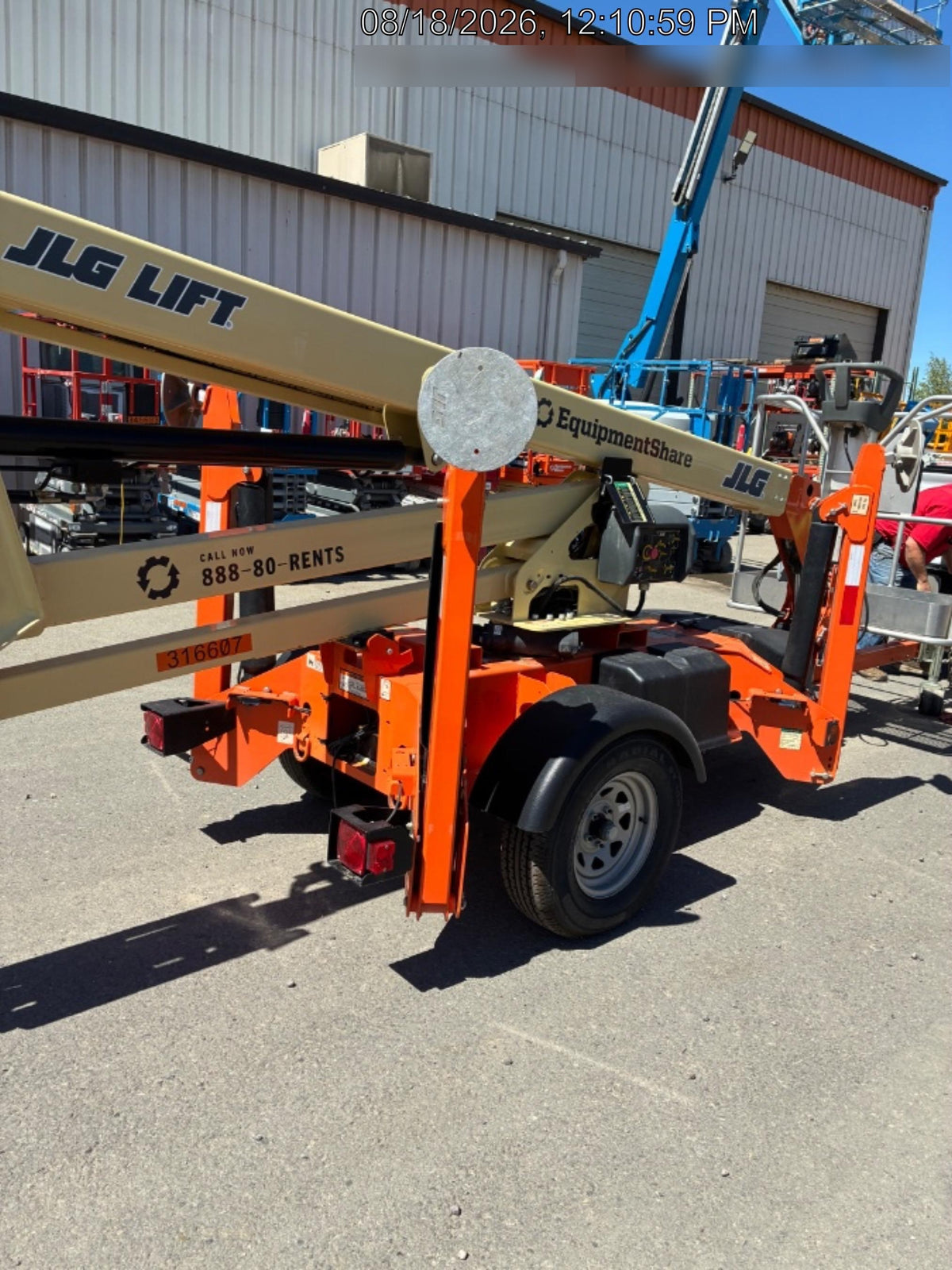 2023 JLG T350