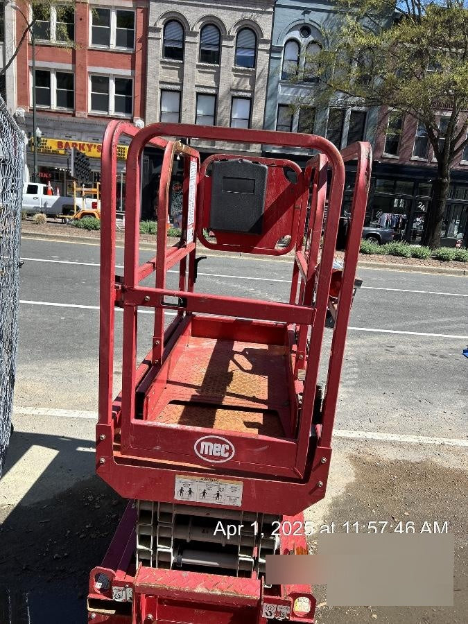 2019 MEC 1330SE Motion Alarm, Beacon, Includes MachineLink keypad and telematics device