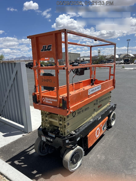 2022 JLG ES2632
