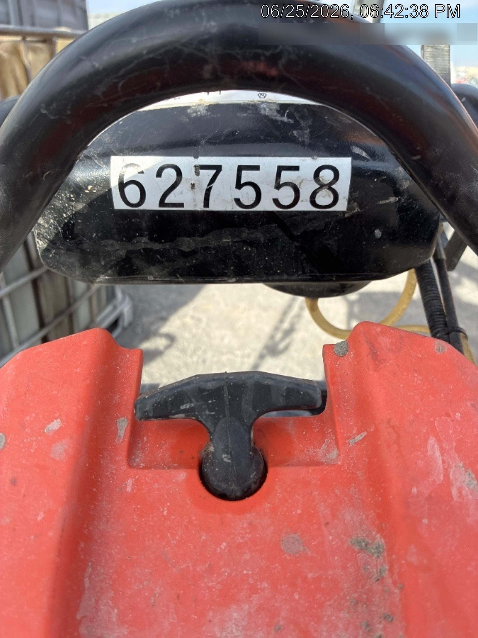 2025 HUSQVARNA LT6005