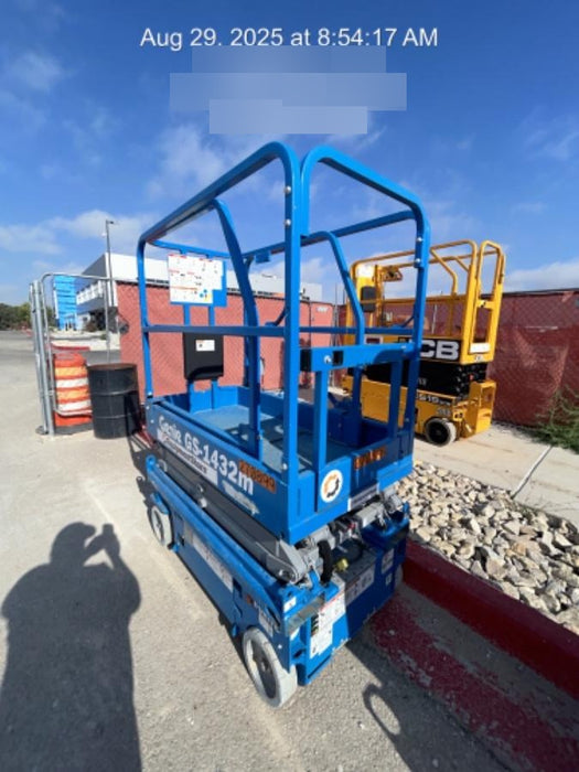 2022 GENIE GS-1432