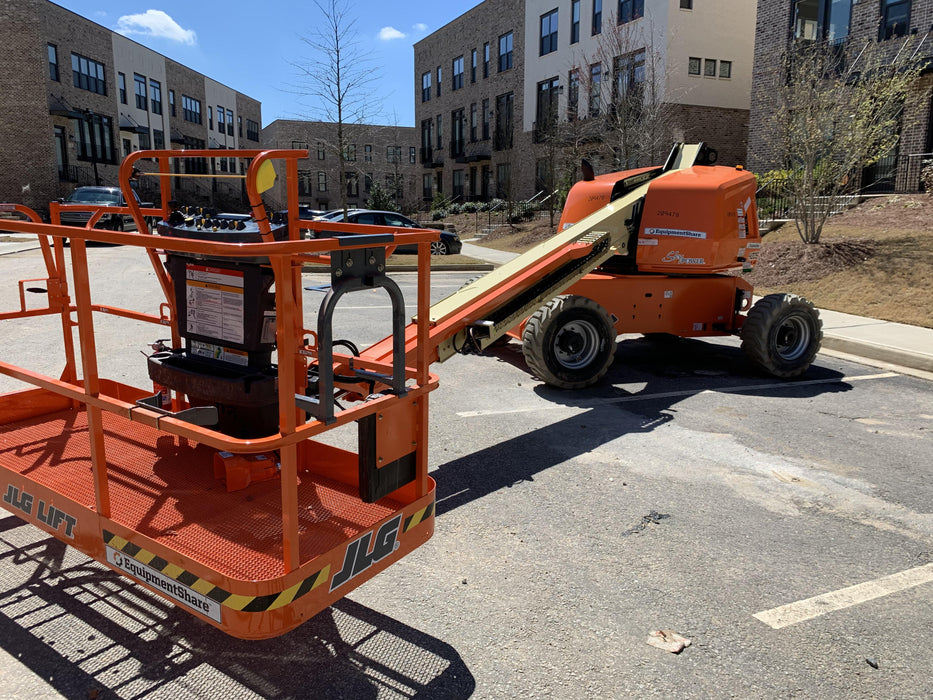 2022 JLG 400S