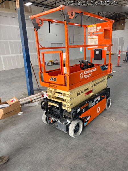 2025 JLG ES1932