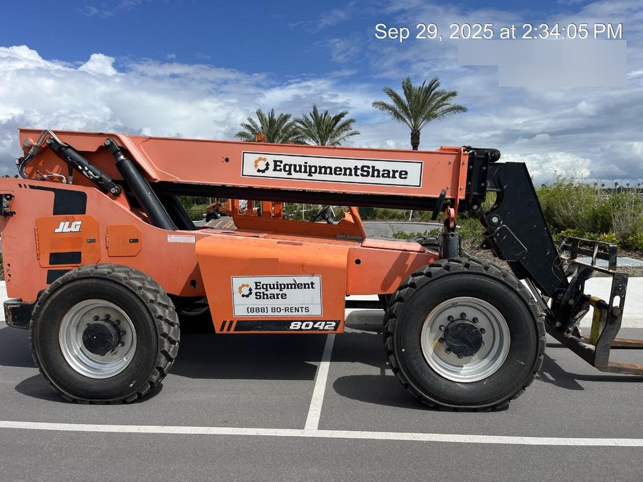 2020 Skytrak 8042 Canopy, Solid Tires, Work Lights, Beacon, Aux Hydraulics, Back up Alarm, Lifting Eye, ES Decals